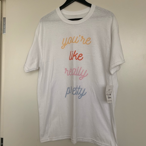 Forever 21 Tops - The Style Club Pretty Graphic Tee